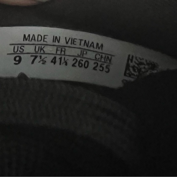 adidas Ultraboost 21 W Running Shoes | USA 9 - Picture 5 of 8